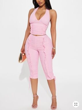 Fashion Nova Pink Ruched Capri Pants